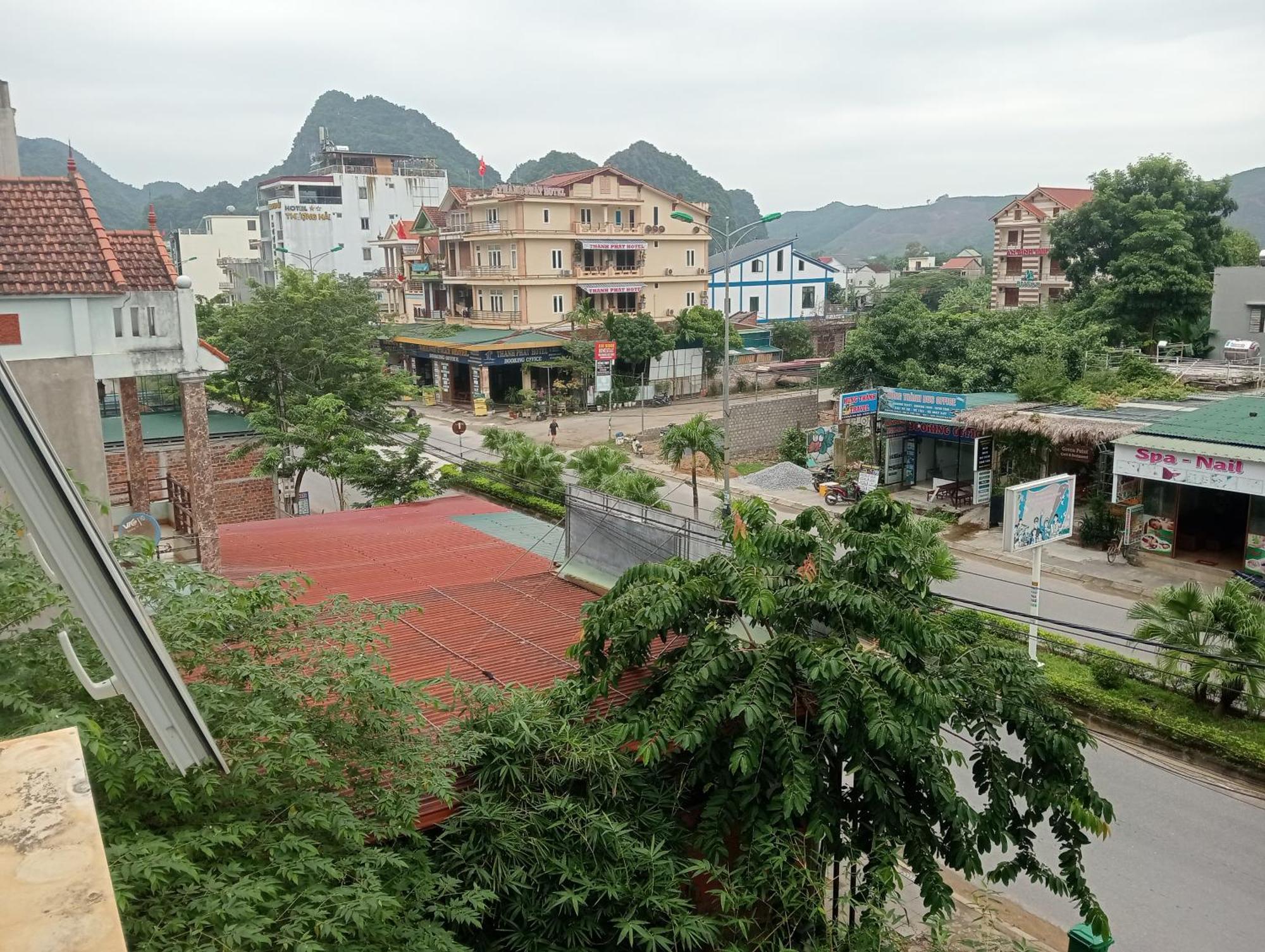 Song Toan Hotel Phong Nha Exterior foto
