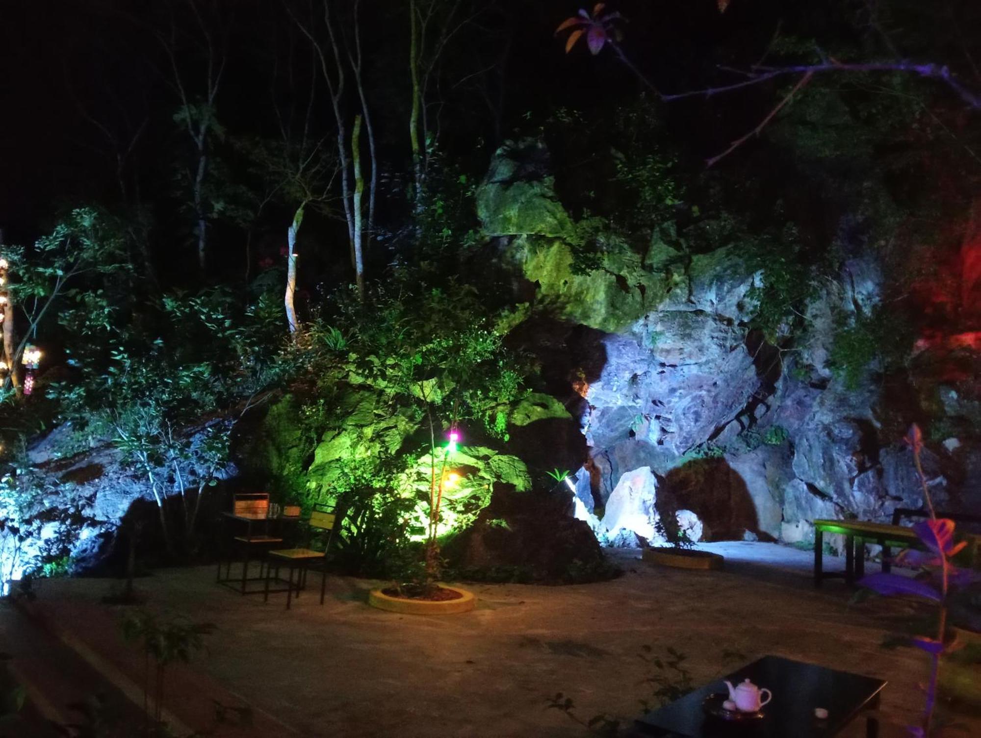 Song Toan Hotel Phong Nha Exterior foto