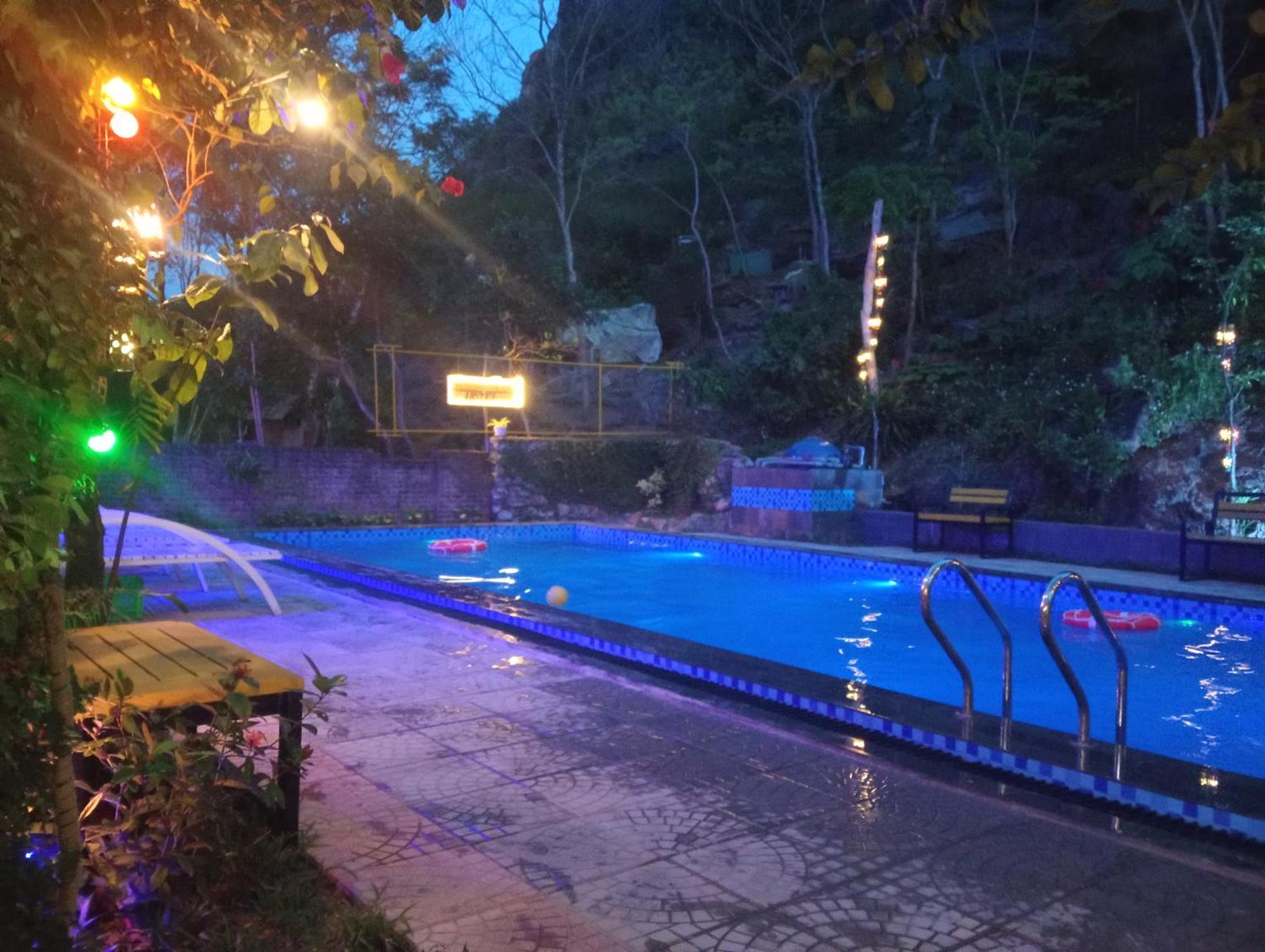Song Toan Hotel Phong Nha Exterior foto