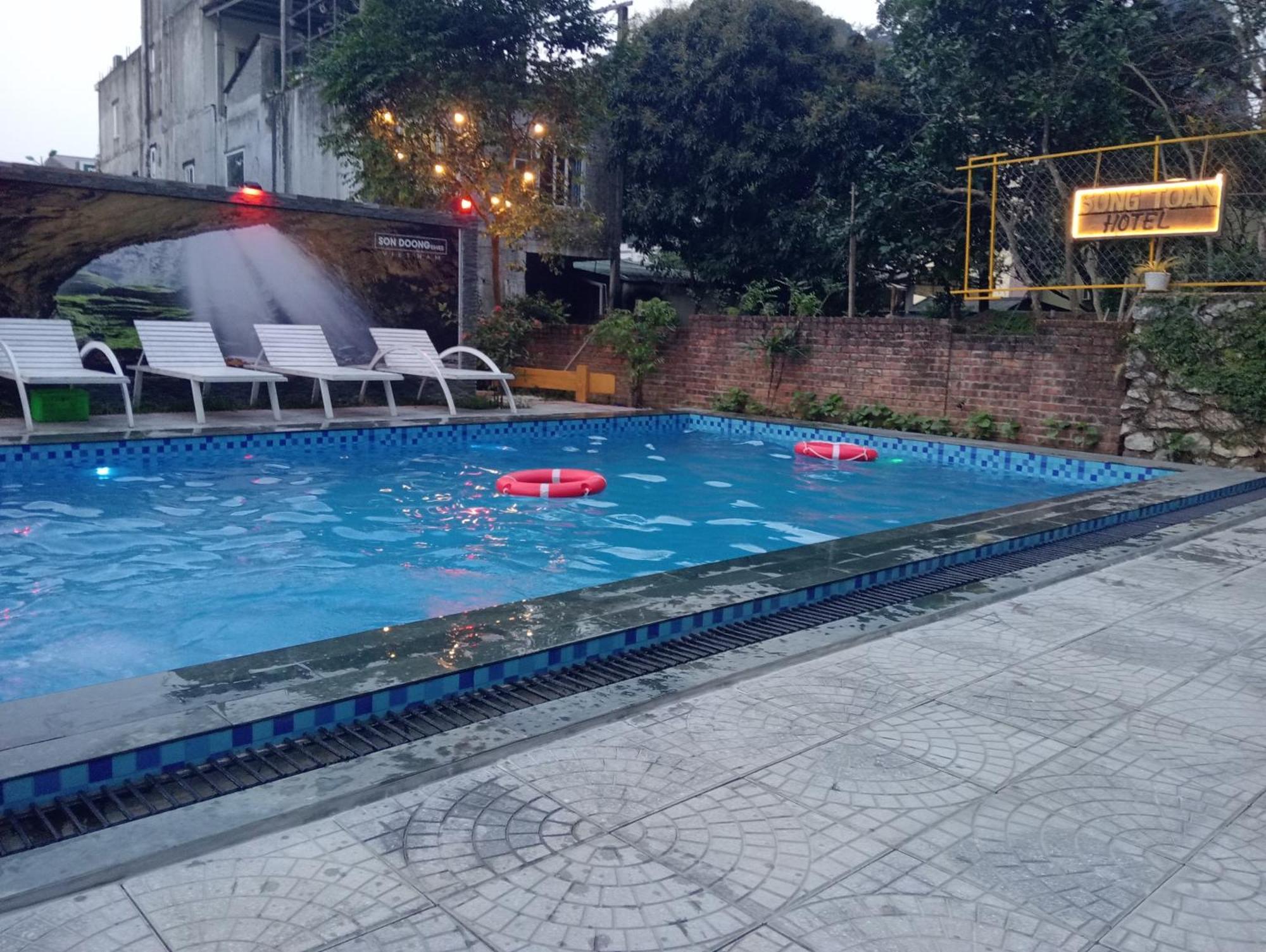 Song Toan Hotel Phong Nha Exterior foto
